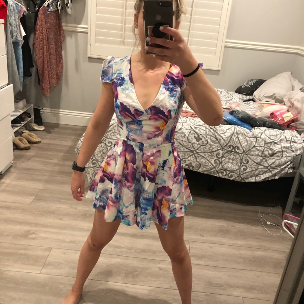 Floral romper - Picture 2 of 3